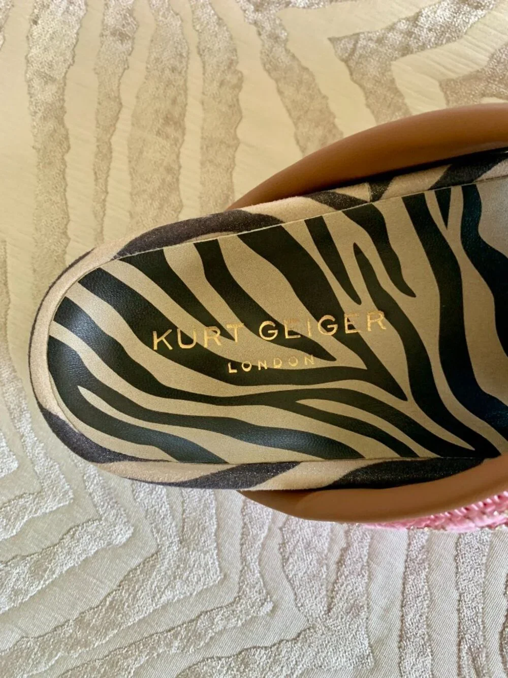 SOLD KG Chelsea Mixed Media Pink and Zebra Cross Strap Sandals Size 7.5 - Picture 4 of 10